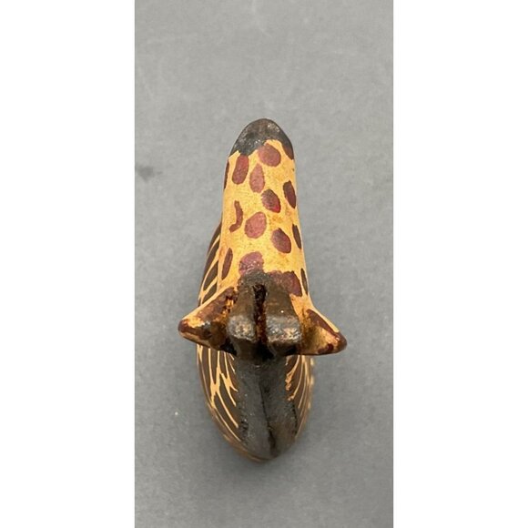 Hand-Carved Wooden Giraffe Figurine With Cutout Design 6" Tall Brown & Tan - Picture 4 of 6